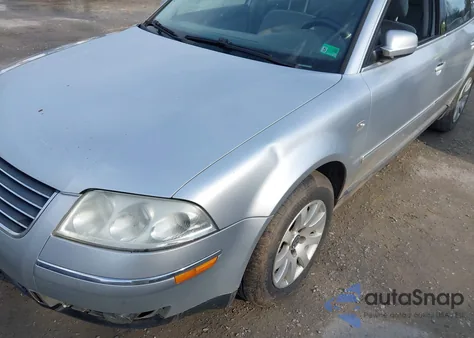 2003 Volkswagen Passat Gls V6 z USA, uszkodzony, nr VIN WVWPH63B63P334603